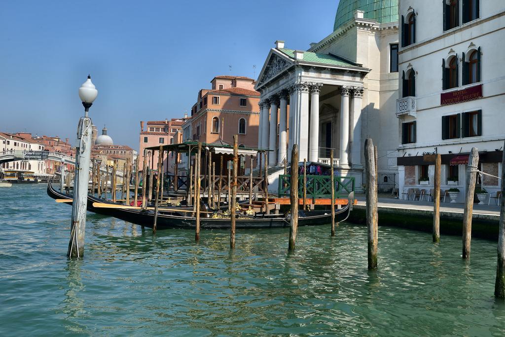 Residenza Ruga Giuffa Castello  ภายนอก รูปภาพ